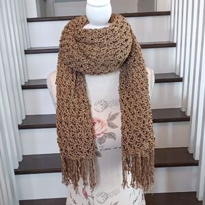 Handcrafted Metallic Brown Open-Knit Fringe Scarf / Wrap ☂️